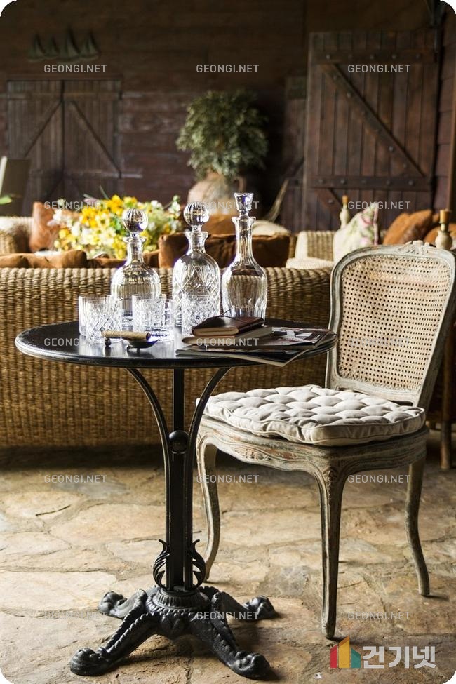 산본 월드메르디앙 아파트 인테리어: 현대적 디자인과 실용성의 조화