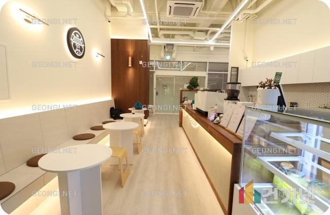 과천 한성리첼 아파트 리모델링: 현대적 감각과 실용성을 겸비한 공간 혁신