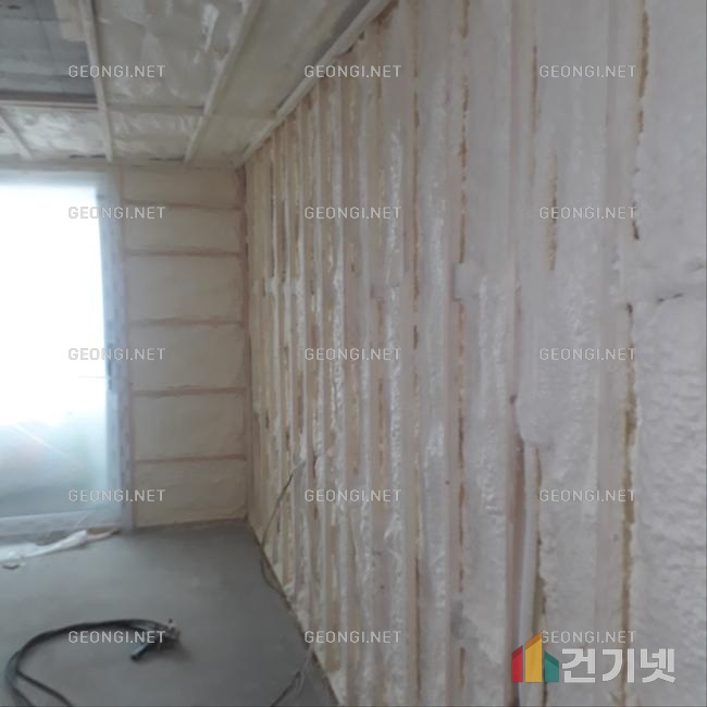 우레탄폼 단열공사로 결로 문제 해결! 에너지 효율 극대화