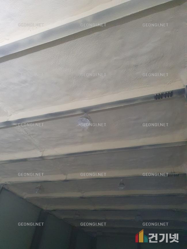 우레탄폼 단열공사로 분당구 실내체육관 에너지효율 극대화!