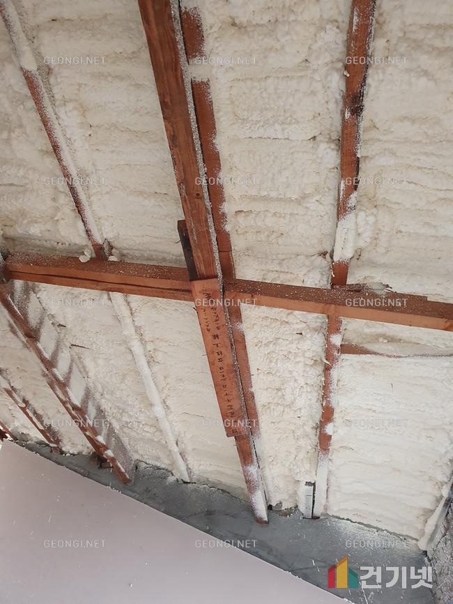 광교 타운하우스 단열공사의 최적 선택, 경질 우레탄폼 추천 업체