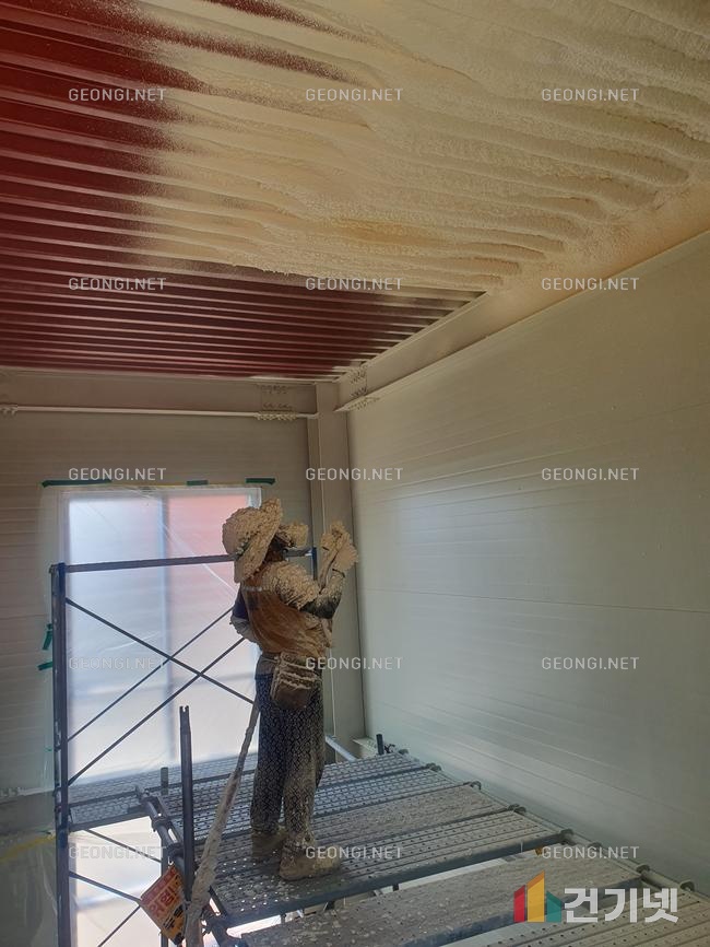 창녕군 대형마트 우레탄폼 단열공사로 에너지 효율 높이기!