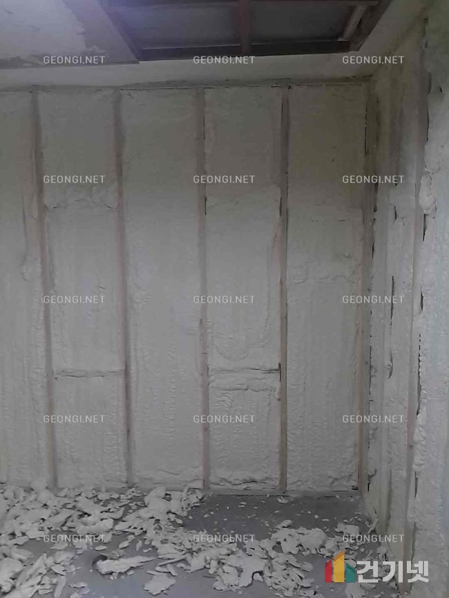 옹진군 건물 단열공사, 수성연질폼으로 에너지효율 극대화!