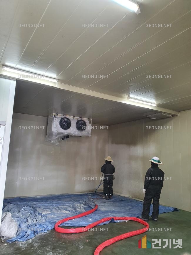 수원 전원주택 단열공사, 우레탄폼으로 결로 걱정 없는 집 만들기