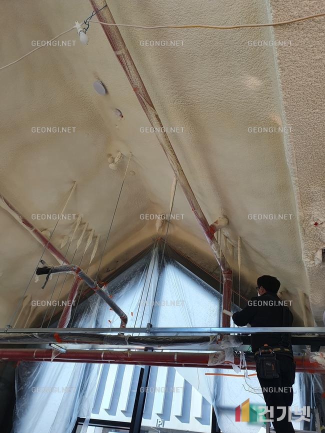 광진구 저온 저장고 우레탄폼 단열공사로 에너지효율 극대화하기