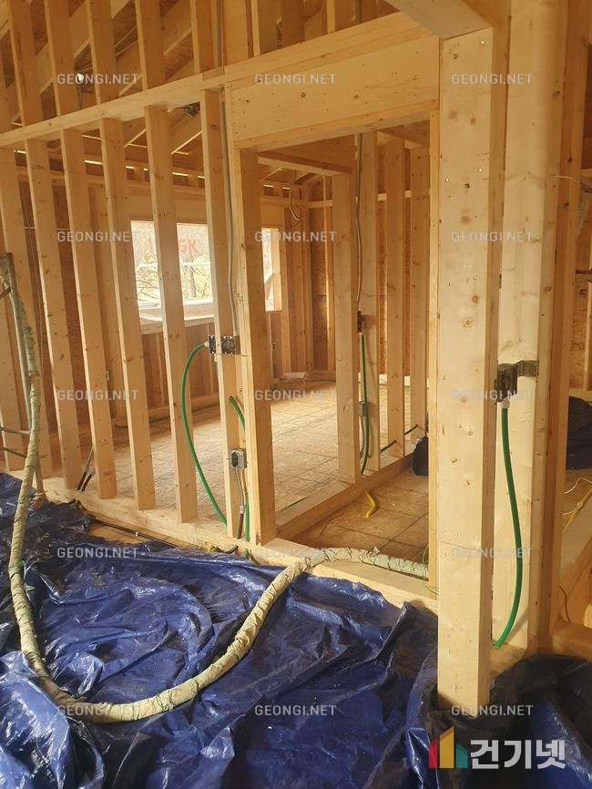 팔달구 양돈장 우레탄폼 단열공사로 결로 문제 해결 및 에너지 효율 극대화