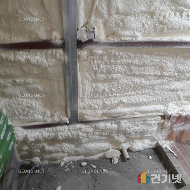 유성구 도서관 우레탄폼 단열공사로 결로 문제 해결 및 에너지 효율 극대화