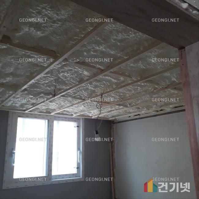 우레탄폼 단열공사로 의왕시 창고형 마트의 에너지 효율 극대화하기