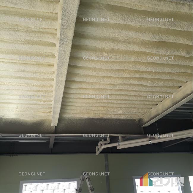 옹진군 우레탄폼 단열공사, 결로 방지와 에너지효율 극대화!