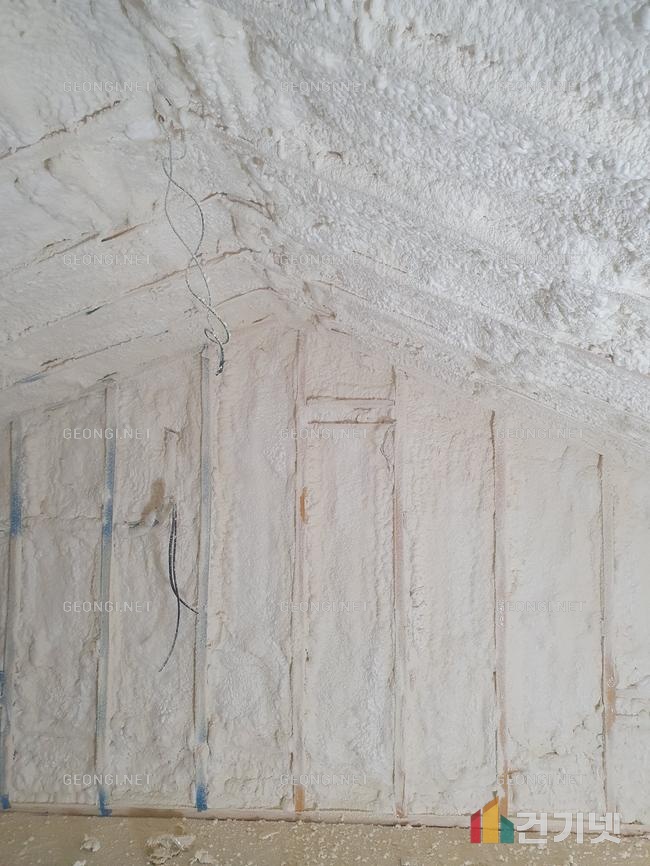 성북구 우레탄폼 단열공사로 결로 방지 및 에너지 효율 극대화