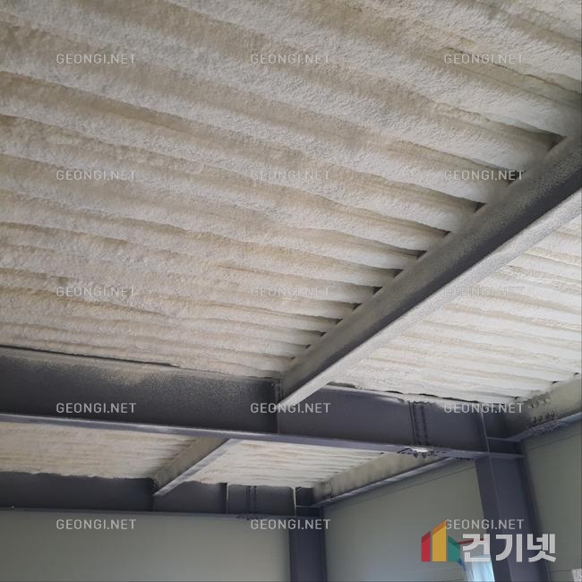 강서구 물류창고의 우레탄폼 단열공사, 결로 방지와 에너지 효율 최대화