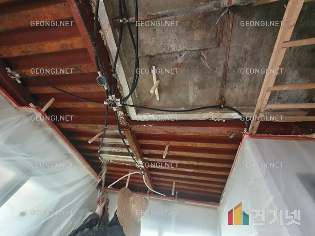 부산진구 곡물창고 우레탄폼 단열공사로 에너지 효율 극대화