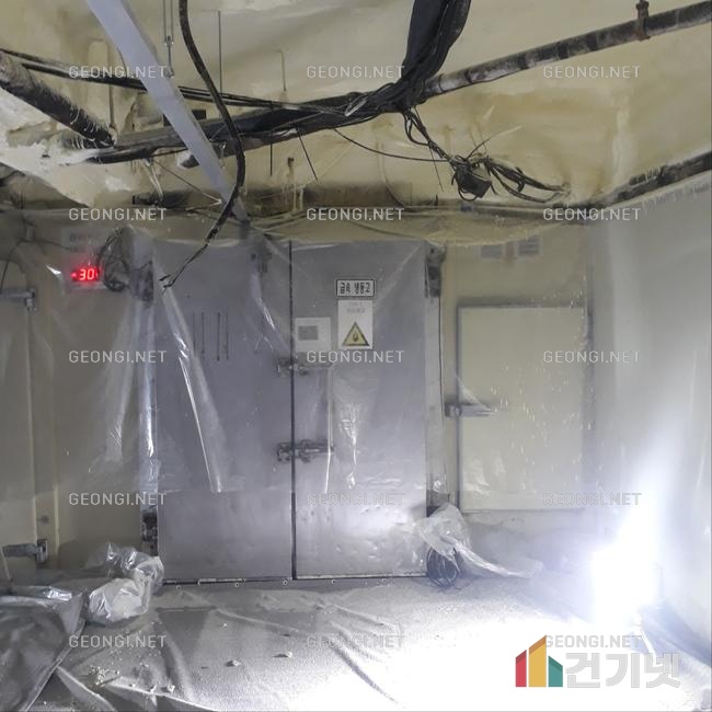 마포구 상가의 우레탄폼 단열공사로 결로 문제 해결하기