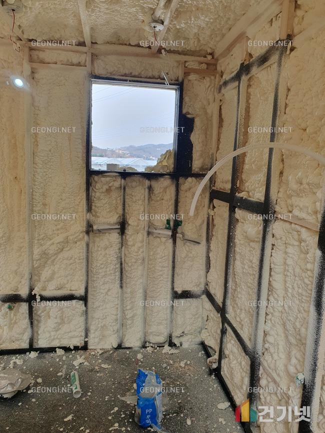 산청군 조립식주택 우레탄폼 단열공사로 에너지효율 극대화하기