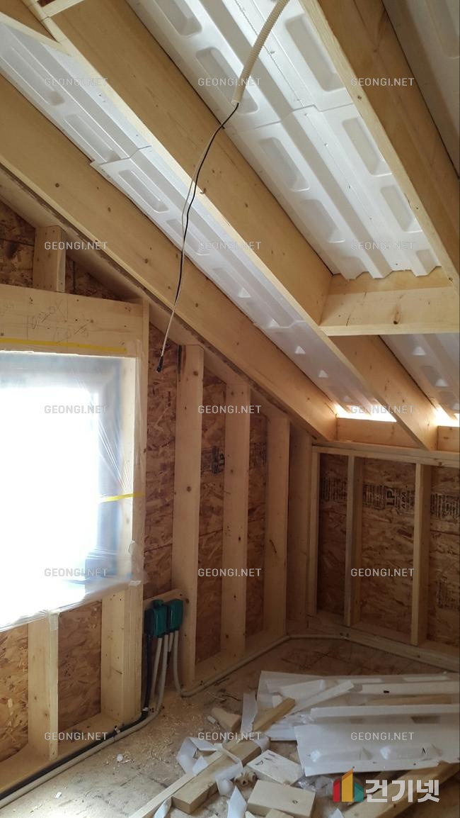 광교빌라 우레탄폼 단열공사로 결로 문제 해결 및 에너지 효율 극대화