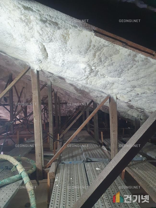 송파구 물류창고 우레탄폼 단열공사로 결로 문제 해결 및 에너지 효율 극대화