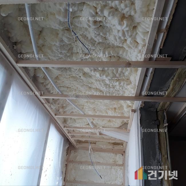 춘천시 체류형 쉼터 단열공사: 에너지 효율 극대화하는 우레탄폼의 힘