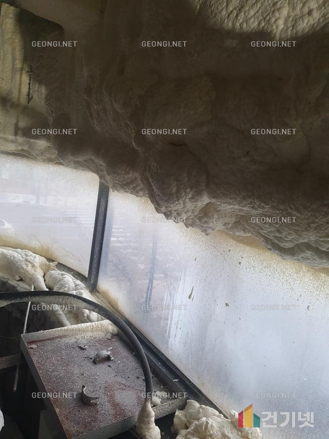 강화군 축사 연질우레탄폼 단열공사로 에너지효율 극대화 및 결로 방지