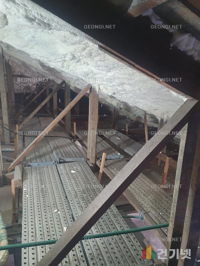 우레탄폼 단열공사 전문, 결로 방지로 에너지 효율 극대화!