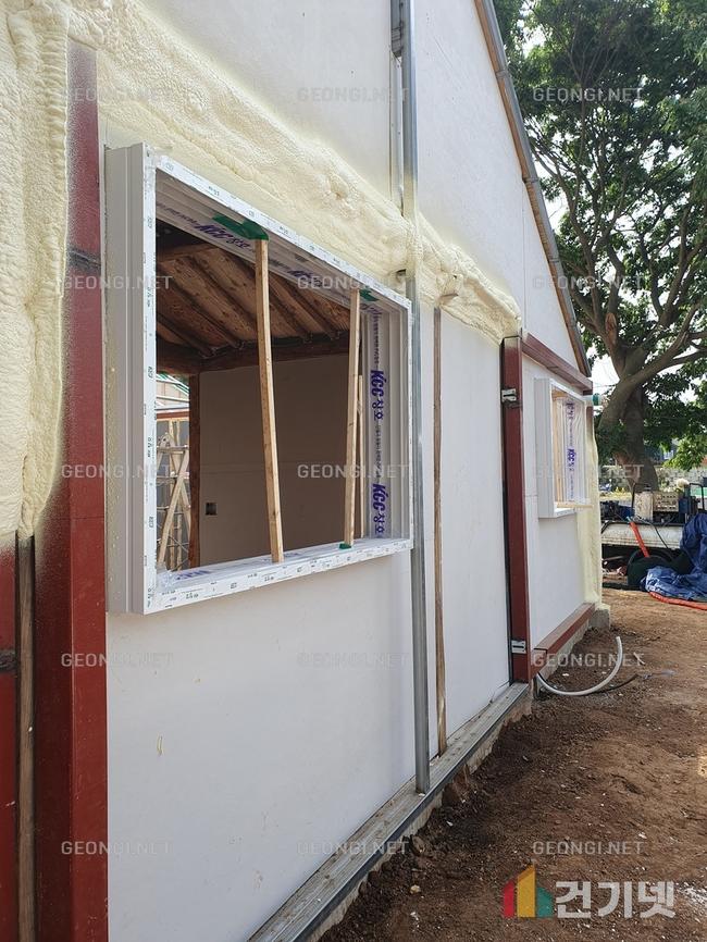 중구 창고형 마트 경질 우레탄폼 시공, 단열 및 에너지 효율 극대화