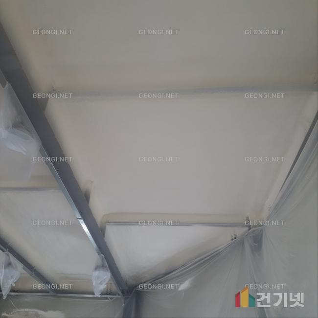 용산구 창고형 마트 난연단열폼 시공으로 에너지 효율 극대화!