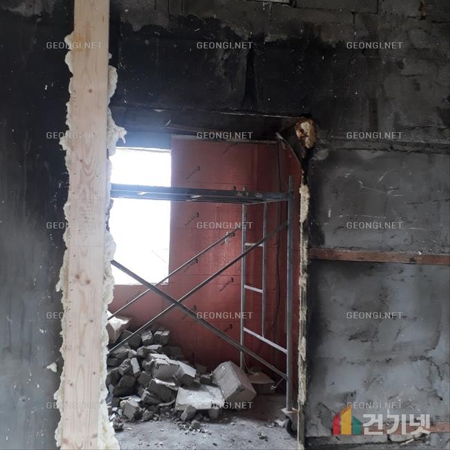 기장군 물류창고 단열공사, 에너지 효율 극대화하는 우레탄폼 시공