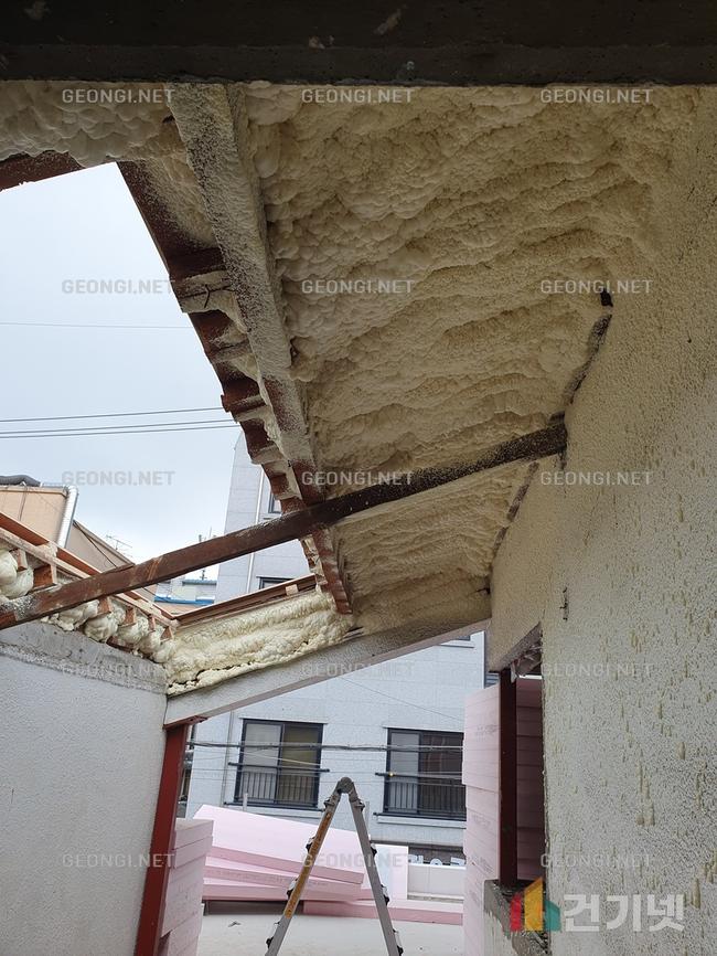 성북구 우레탄폼 단열공사, 결로 문제 해결의 최적 선택