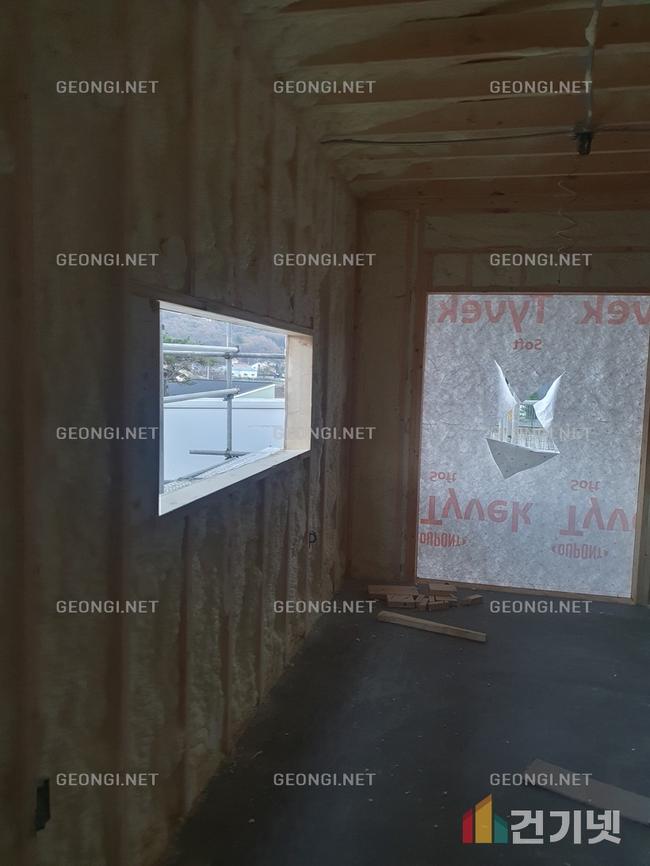 신안군 주택 단열공사: 우레탄폼으로 결로 방지 및 에너지 효율 극대화