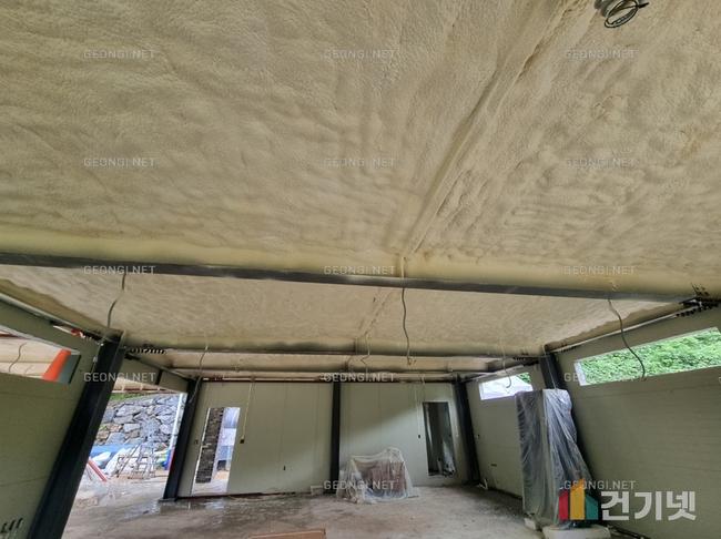 양평군 우레탄폼 단열공사, 에너지 절약과 결로 방지의 해결책