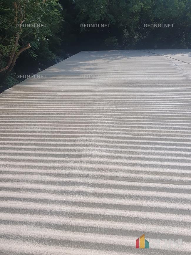 상주 물류 창고, 연질 우레탄폼 단열공사로 에너지 효율 극대화!