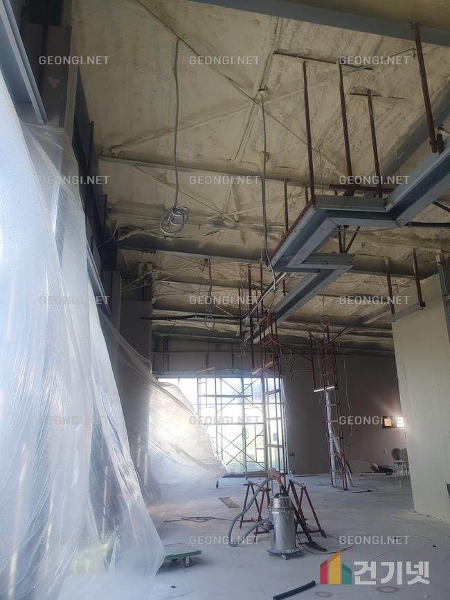 함안군 실내체육관, 수성연질폼으로 에너지 효율 높이기