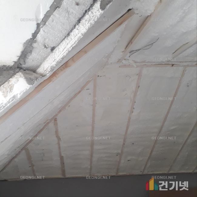 수원시 양계장에 적합한 경질 우레탄폼 단열공사로 에너지 효율 극대화