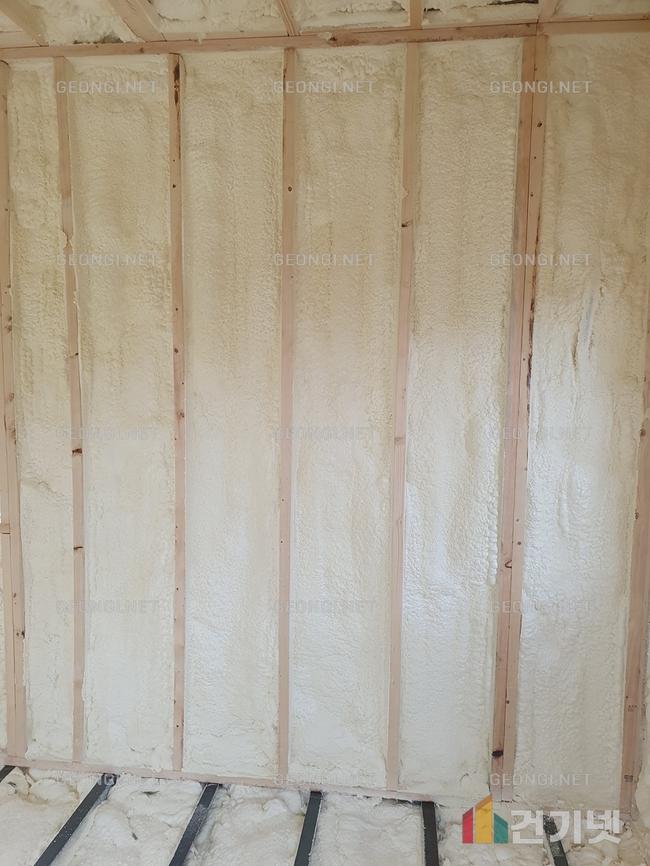 무주군 전원주택 단열 공사, 우레탄폼으로 에너지 효율 극대화!