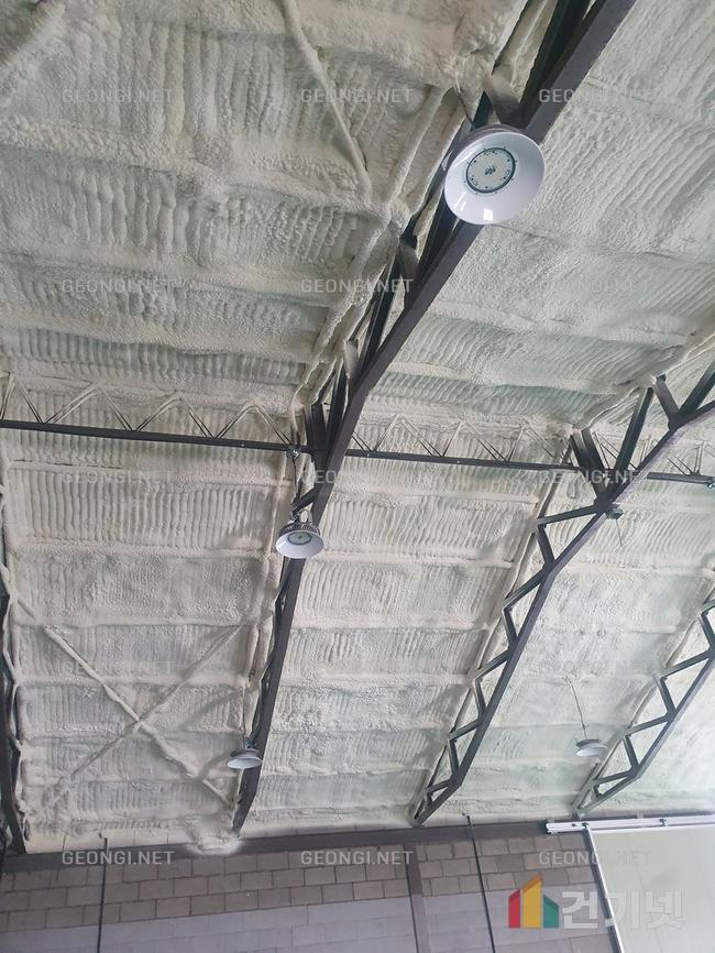 마산합포구 전원 주택 단열공사는 건기넷의 우레탄폼으로 에너지 효율 극대화