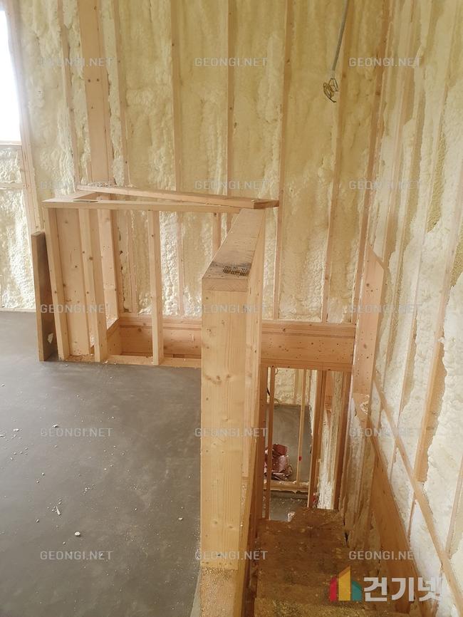 여수시 드라이비트 대체 단열, 난연 우레탄폼으로 에너지 효율 극대화!