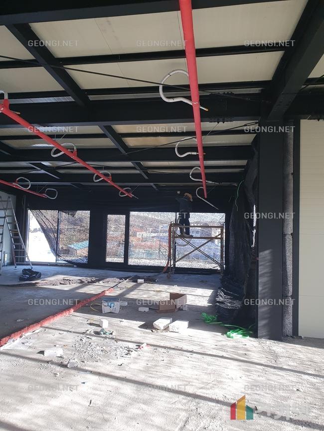 양평군 모텔의 에너지 효율 극대화! 경질 우레탄폼 단열공사로 결로 문제 해결