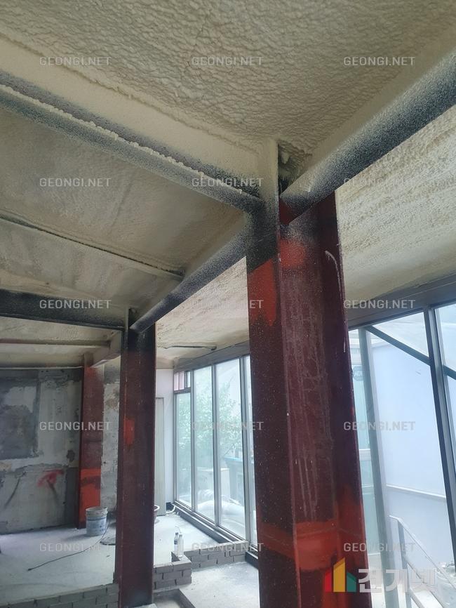 태안군 최고의 우레탄폼 단열공사, 에너지 효율 극대화로 결로 문제 해결!