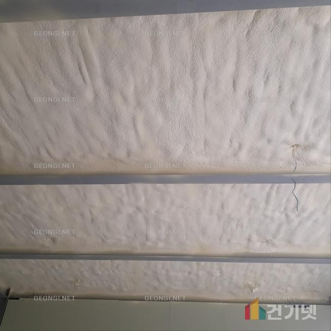 인천돈사 경질우레탄폼 단열공사로 에너지 절감과 결로 방지!