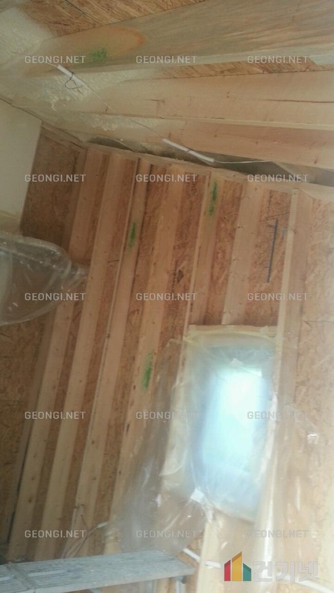 구로구 카페의 에너지 효율을 높이는 경질우레탄폼 단열 시공