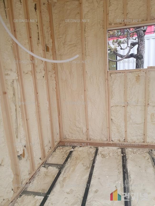 함평군의 우레탄폼 단열공사 전문 - 에너지 효율과 결로 문제 해결