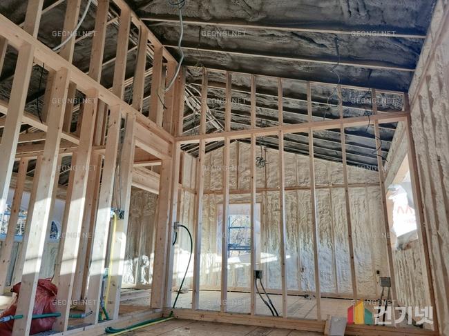 충주시 학교 단열공사, 우레탄폼으로 에너지 효율 극대화