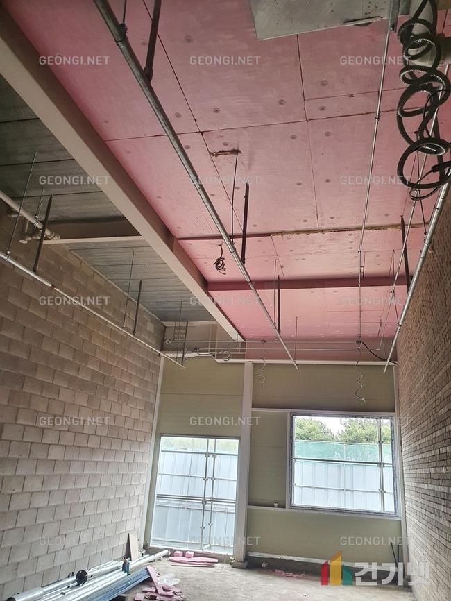 우레탄폼 단열공사로 에너지 효율 극대화하는 방법